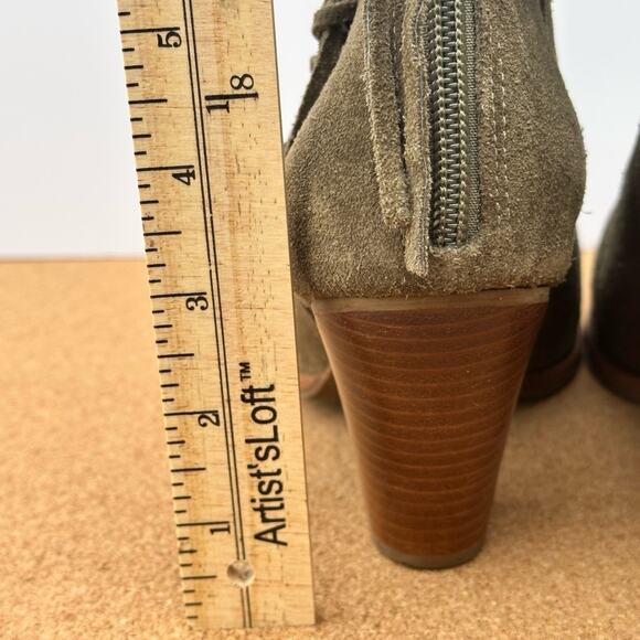 Jack Rogers Suede Olive Green Heeled Ankle Chelsea Bootie US 8 M Fringe Western - Picture 6 of 11